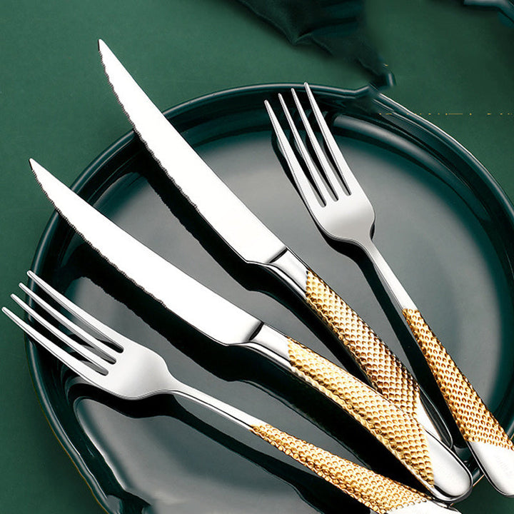 Elevate Your Dining Experience with Our Stainless Steel Cutlery Set