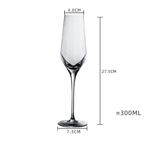 Elevate Your Wine Experience with Our Red Wine Glass Set
