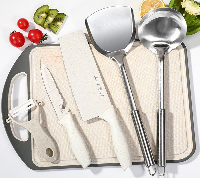 Kitchen Knife And Cutting Board